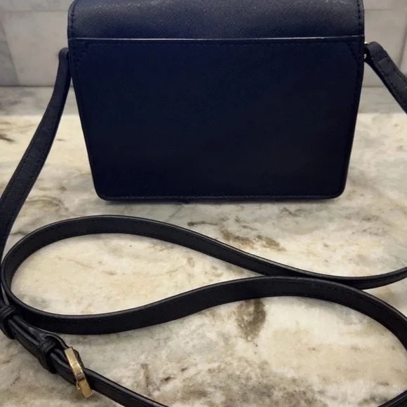 Marc Jacobs New York Black Saffiano Leather Gold Logo 7” Envelope Crossbody Bag - Picture 5 of 9
